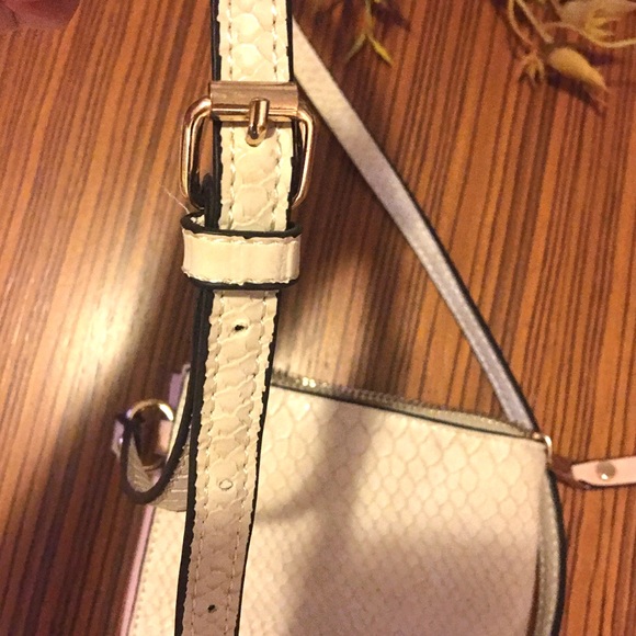 ‼️SOLD‼️Aldo Pink & Beige Crossbody Purse - Picture 15 of 15